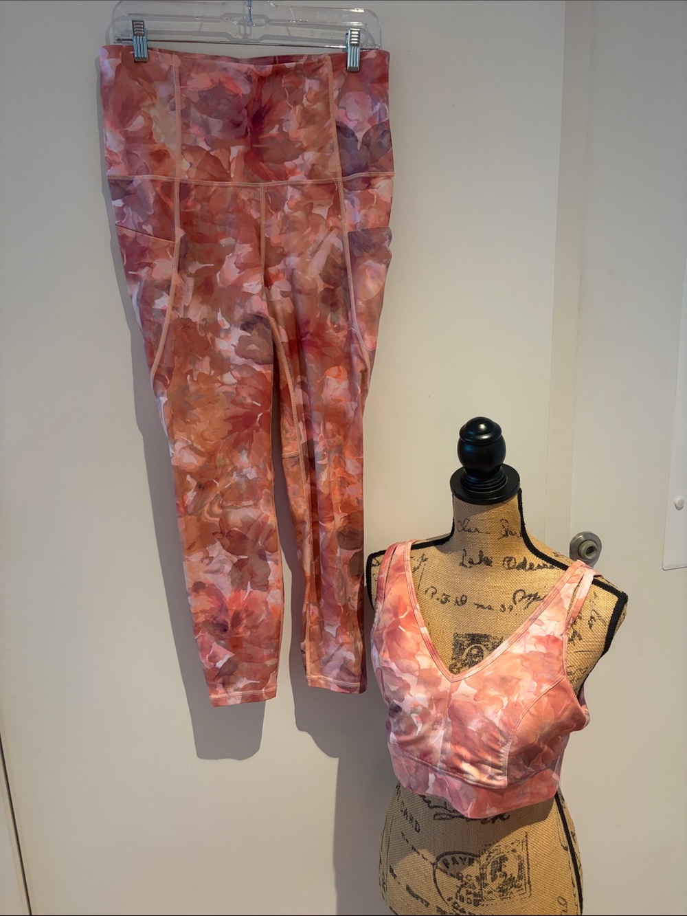 all in motion Pink Floral High-Waist Leggings & V-Neck Sports Bra matching set